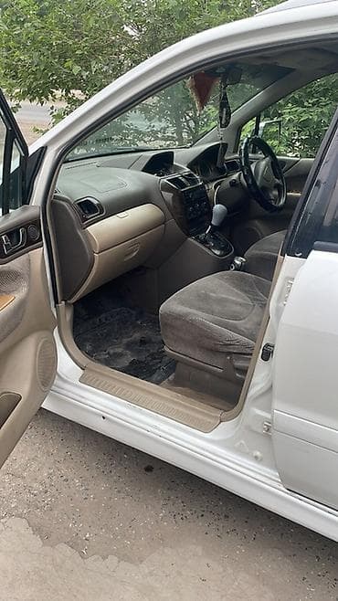 матор мусо: Mitsubishi Chariot: 2000 г., 2.4 л, Автомат, Бензин, Минивэн — 4