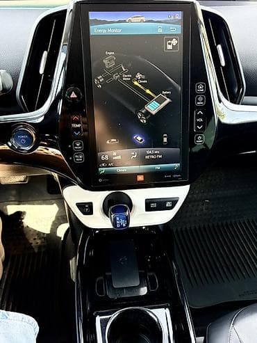 byd e5: Toyota Prius: 2018 г., 1.8 л, Автомат, Гибрид, Лифтбек — 4