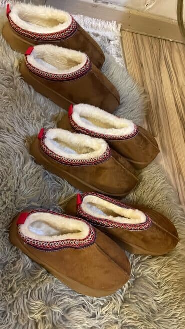 фирменные часы: Угги — 9