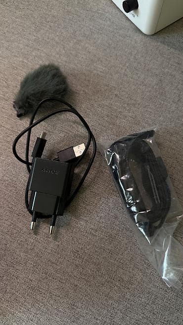 sony 6300: Продается камера Sony ZV-E10 Пробег у камеры: 1375 Комплектация — 10