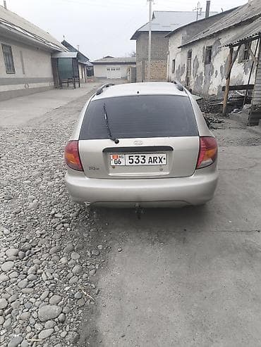 санто фе: Kia Rio: 2001 г., 1.3 л, Механика, Газ, Универсал — 7