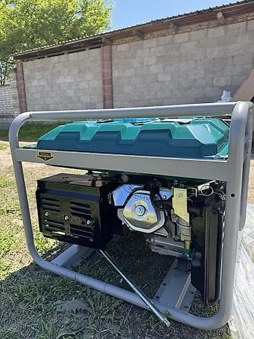 Генераторы: Бензиновый генератор Герой 7 кВт Основные характеристики: - Тип — 3