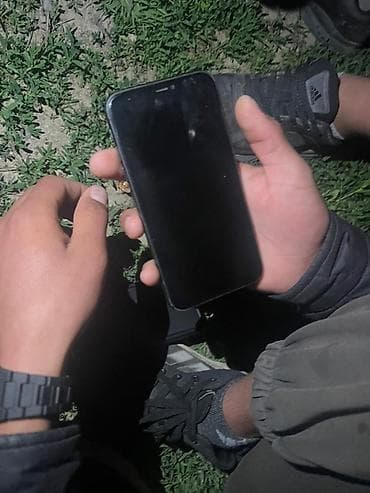 IPhone 11, 128 ГБ, Черный — 2