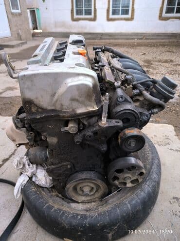генератор военный: Бензиновый мотор Honda 2002 г., 2 л, Б/у, Оригинал, Япония — 1