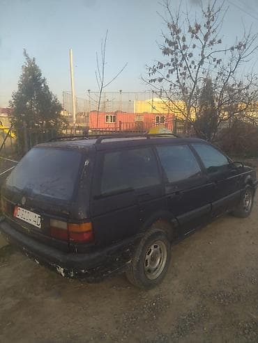 Volkswagen Passat: 1991 г., 1.9 л, Механика, Бензин, Универсал — 5