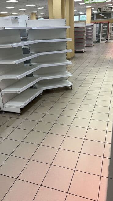 оборудование для бутика: Витрины, стеллажи, полки торговые металлические б/у, полка магазинная — 8