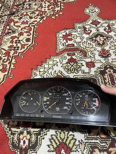 пассат панел: Щиток приборов Mercedes-Benz 1991 г., Б/у, Оригинал, Германия — 2