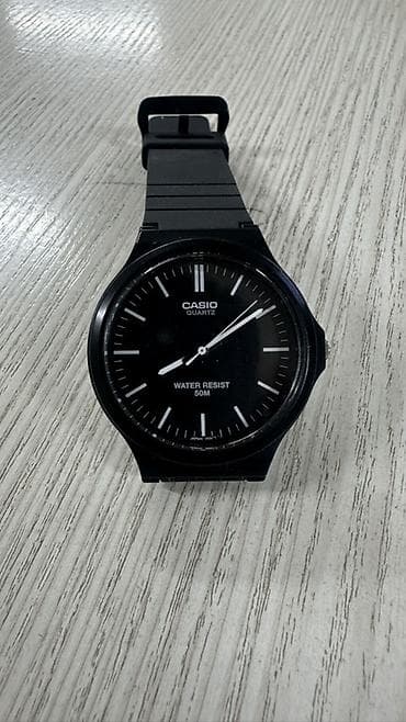 Классические часы: Casio MW-240 — классические кварцевые наручные часы. В хорошем — 1