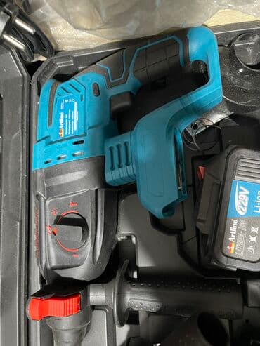 инструментальный шкаф: Аккумуляторный набор 4/1 от немецкой фирмы АРТЛАЙН в комплекте — 5