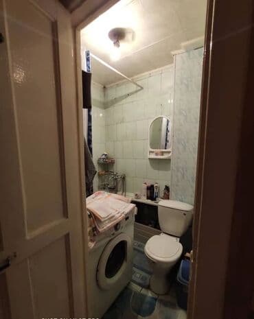 купить квартиру в 12 микрорайоне бишкек: 3 комнаты, 58 м², 104 серия, 2 этаж — 3