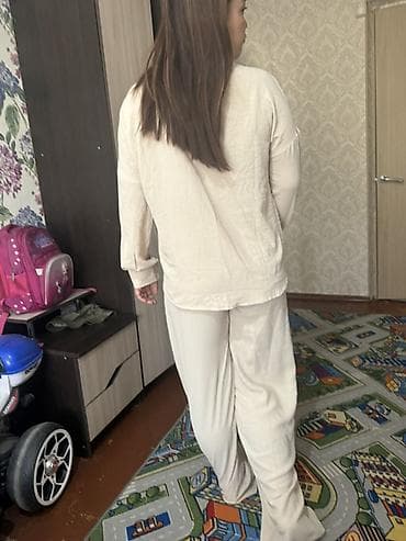 Личные вещи: Женский костюм-тройка для дома/отдыха: рубашка на пуговицах + широкие — 6