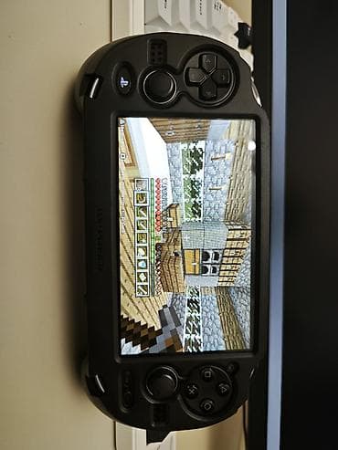 ds games: Ps vita состояние идеальное есть мальенкие царапки зади можно сказать — 9