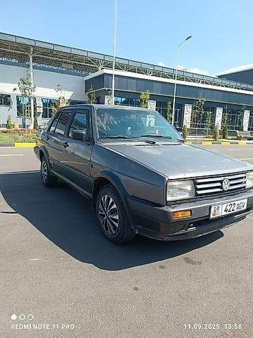 Унаа сатуу: Volkswagen Jetta: 1991 г., Кол менен иштөөчү, Седан — 1