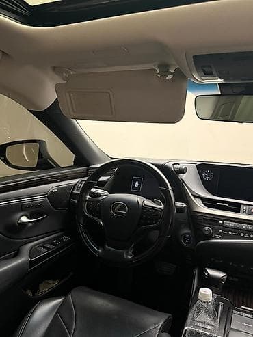 Lexus: Lexus ES: 2019 г., 2.5 л, Вариатор, Гибрид, Седан — 5