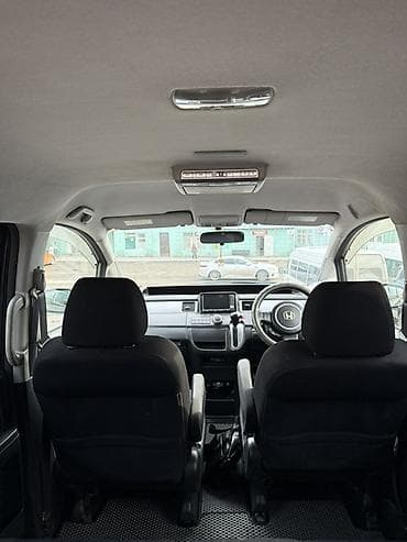 sudaru forester: Honda Stepwgn: 2008 г., 2 л, Автомат, Газ, Минивэн — 5