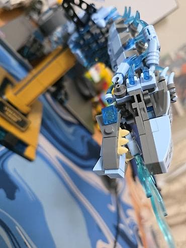 золотой ворон: Конструктор-дракон “Viserion” на подставке - Большая сборная модель — 2