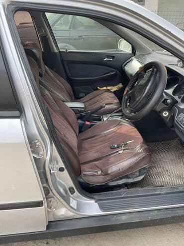 или меняю на дом: Honda Accord: 2000 г., Автомат, Бензиновая, Седан — 5