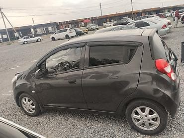 chery arizzo: Chevrolet Spark: 2014 г., 1 л, Автомат, Газ, Хэтчбэк — 4