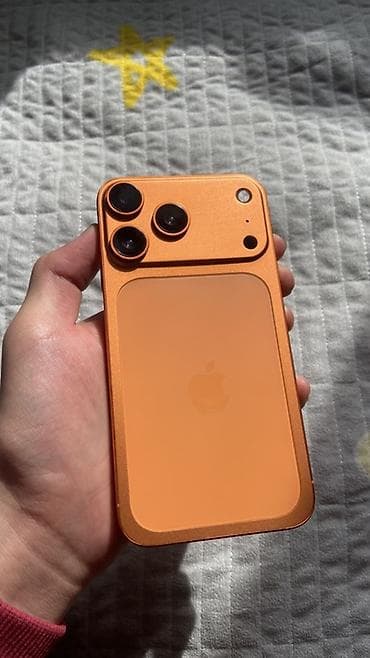 Мобильные телефоны: IPhone Xr, Б/у, 256 ГБ, Оранжевый, Зарядное устройство, Коробка, Чехол, 100 % — 6