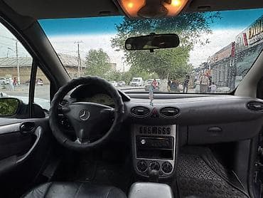 авто в аварийном состоянии: Mercedes-Benz A-Class: 2003 г., 1.6 л, Автомат, Бензин, Хэтчбэк — 7
