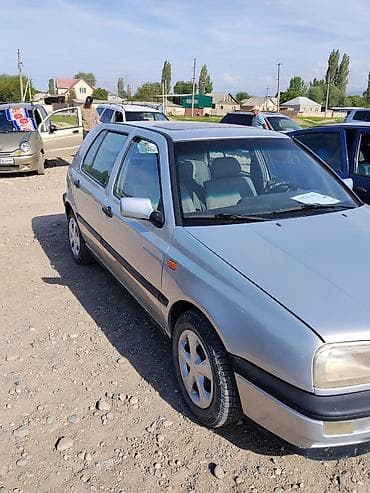 rox 01: Volkswagen Golf: 1992 г., 1.8 л, Хэтчбэк — 1