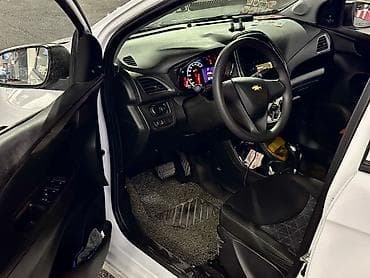 devo matiz: Chevrolet Spark: 2020 г., 1 л, Автомат, Бензин, Хэтчбэк — 7