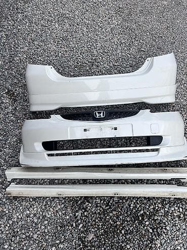 бамбер фит: Бампер Honda, Б/у, Оригинал — 2