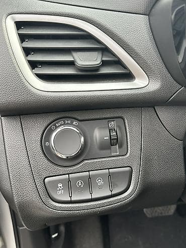 techno spark: Chevrolet Spark: 2019 г., 1 л, Вариатор, Бензин, Хэтчбэк — 6