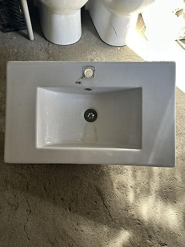 бачок для баня: Раковина для ванной, Особенности: Глянцевое, Материал: Керамика — 1