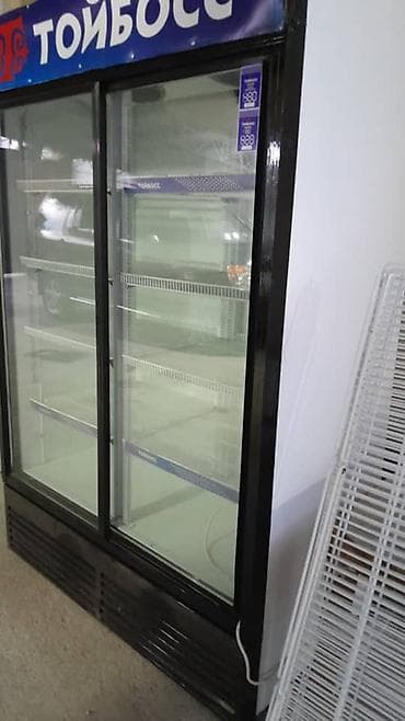 Соода жабдуулары: Шкаф Азык-түлүктөр үчүн, Шамдал менен, 200 см * 130 см* * 60 см, Колдонулган — 4