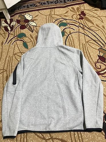семейные одежды: Серый tech fleece. Размер Xl Nike Tech Fleece. Состоянии хорошее худи — 3