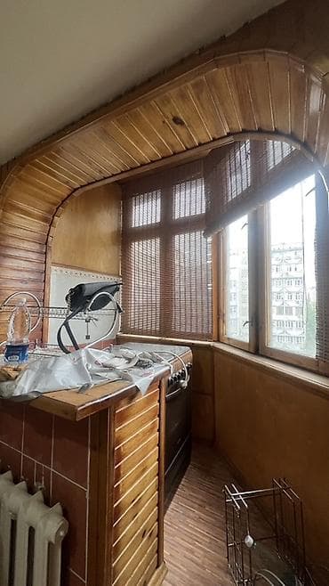 бамбуковые жалюзи: Рамы оконные, стекло двойное. Размеры 1.70 х 1.140, второе окно 1.70 — 3