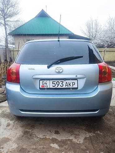 Унаа сатуу: Toyota Corolla: 2004 г., 1.6 л, Кол менен иштөөчү, Бензин, Хетчбек — 4
