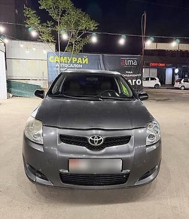 Toyota Auris: 2008 г., 1.4 л, Механика, Дизель, Хэтчбэк
