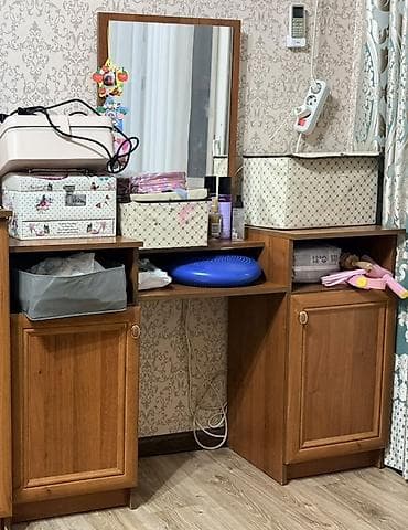 Спальные гарнитуры: Гарнитур для спальни в классическом стиле, цвет — теплый орех. Состав — 3