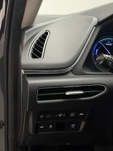 Продажа авто: Hyundai Sonata: 2021 г., 2 л, Гибрид, Седан — 7
