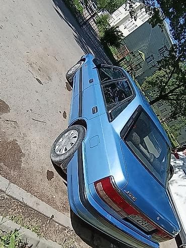 сг 9: Mazda 626: 1989 г., 2 л, Механика, Дизель, Седан — 4
