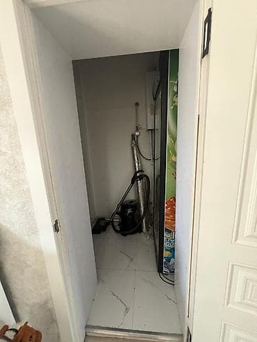 aalam city: 🏡 **Продается 2-этажный дом в ж/м Ала-Тоо-1!** ✨ **200 м² | 5 соток | — 3