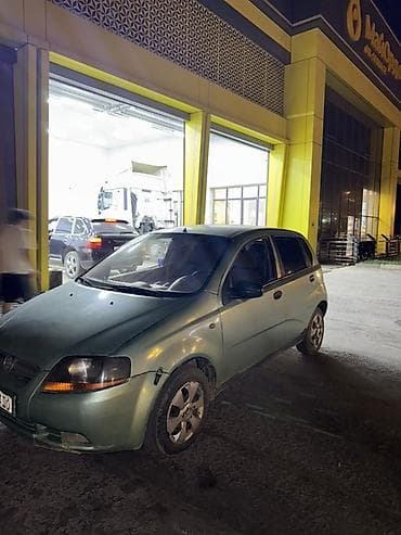jac 9: Chevrolet Aveo: 2004 г., 1.2 л, Механика, Бензин, Хэтчбэк — 4