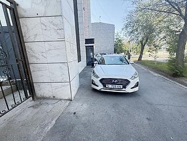хюндай соната 2008: Hyundai Sonata: 2017 г., Автомат, Седан — 3