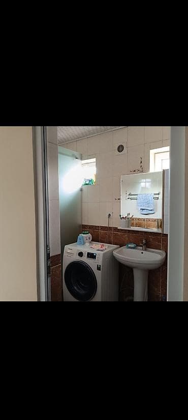 гик цены на квартиры бишкек: 63 м², 3 комнаты, Восточный (старый) автовокзал — 4