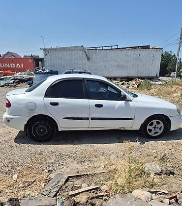 Daewoo Lanos: 1999 г., 1.5 л, Бензин, Седан — 2