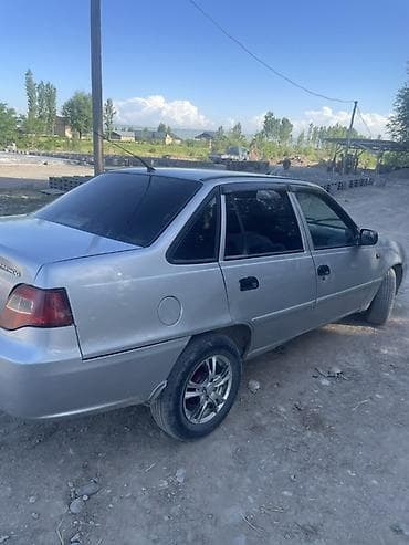 распредвал нексия: Daewoo Nexia: 2010 г., 1.6 л, Седан — 4