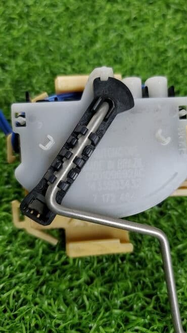 n52: Топливный бак BMW 2009 г., Оригинал, Германия — 5