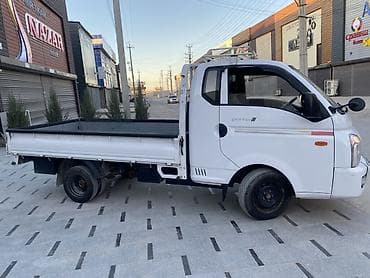 шины на портер бу: Легкий грузовик, Hyundai, Стандарт, До 1 т, Б/у — 4