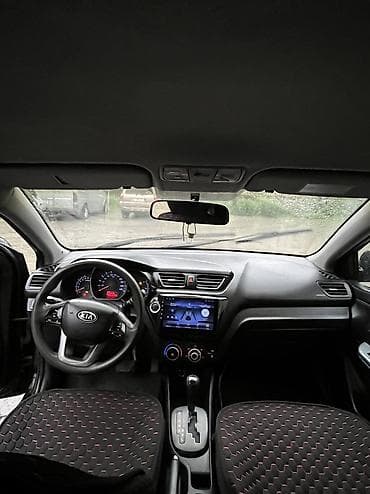 Транспорт: Kia Rio: 2012 г., 1.4 л, Автомат, Бензин, Хэтчбэк — 7