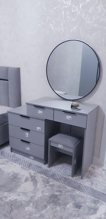 Офис эмереги: Шкаф-купе/гардеробная система современного дизайна - Конфигурация — 6