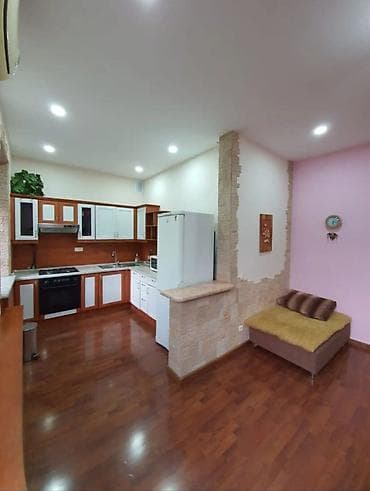 3 комнаты, 67 м², Сталинка, 3 этаж