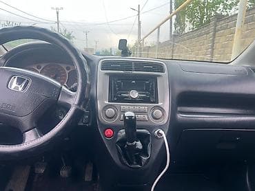 когда стрим: Honda Stream: 2001 г., 2 л, Механика, Бензин, Минивэн — 7