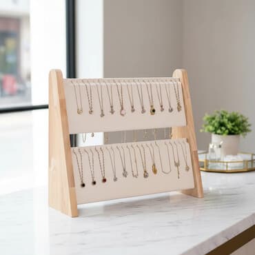 Продаются подставки для украшений. Дерево.
1. 1200с. 2. 550с